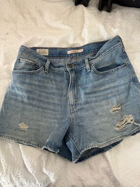 Levi Mom Denim Shorts